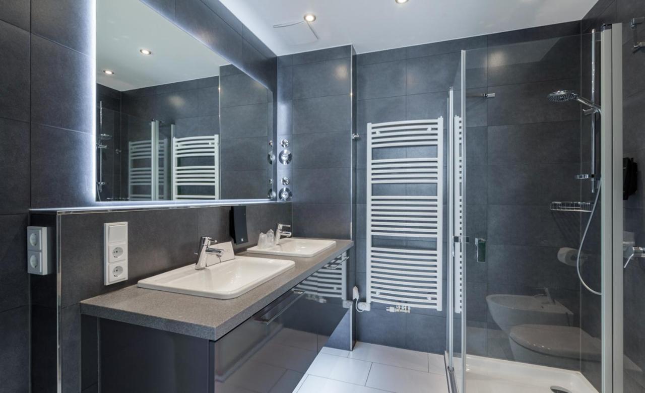 Residenz Am Zwinger Aparthotel Dresden Bagian luar foto Bathroom