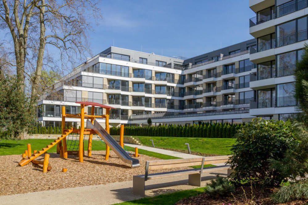 Residenz Am Zwinger Aparthotel Dresden Bagian luar foto Residential complex in the city